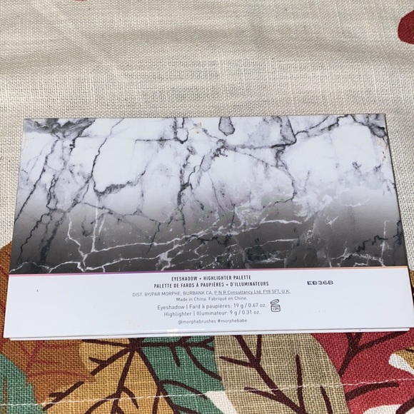 Beautiful Morphy palette MANNY MUA artists - Picture 3 of 5